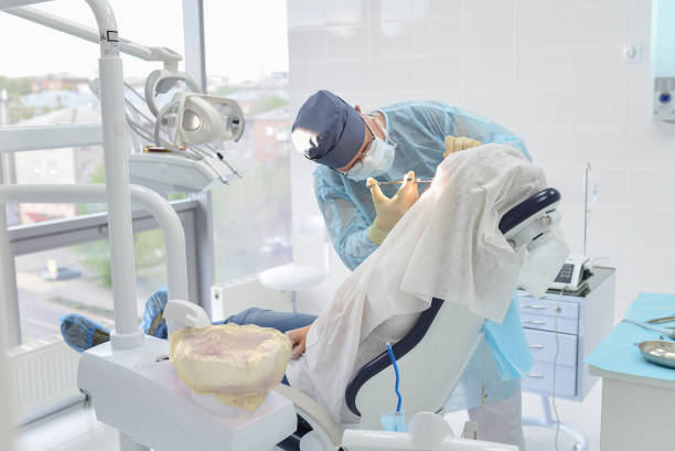 Best Dentist for Tooth Abscess  in Waldron, AR